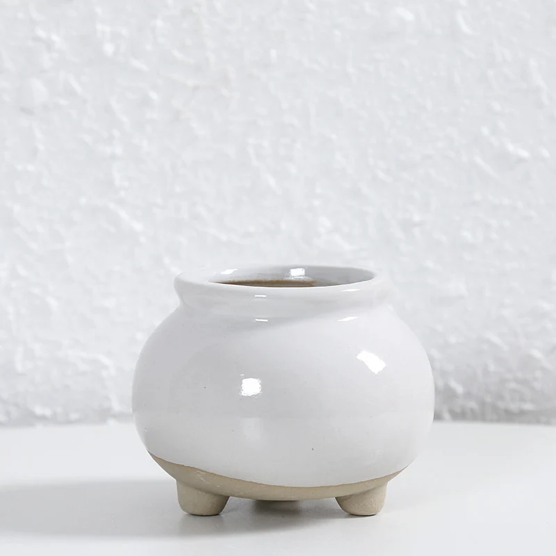 Zeitgenössische Kurvenkeramische Vase Brehn