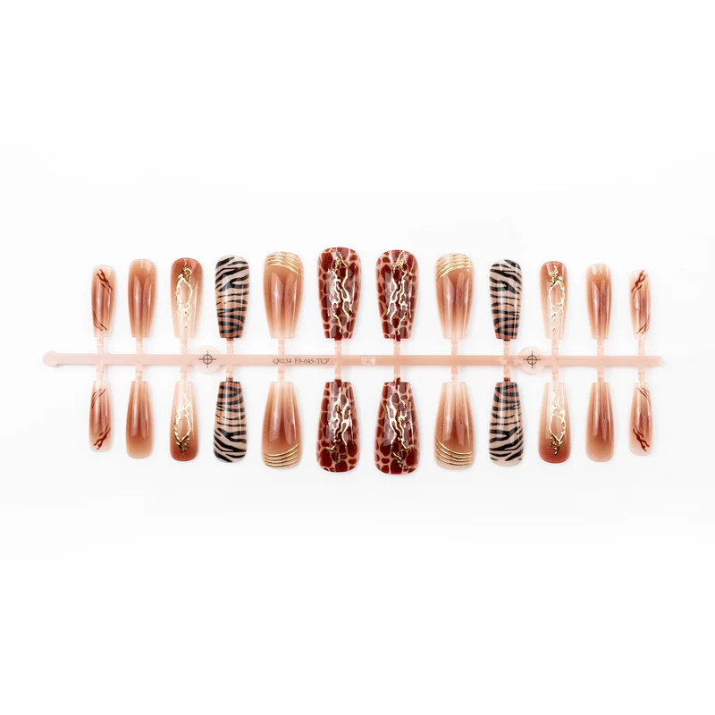 Luxuriöse abstrakte Press-On Nagelkunst