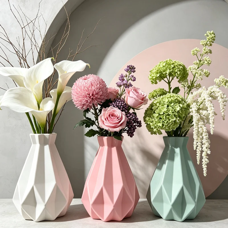 Moderne Winkel Dekorative Vase Brehn