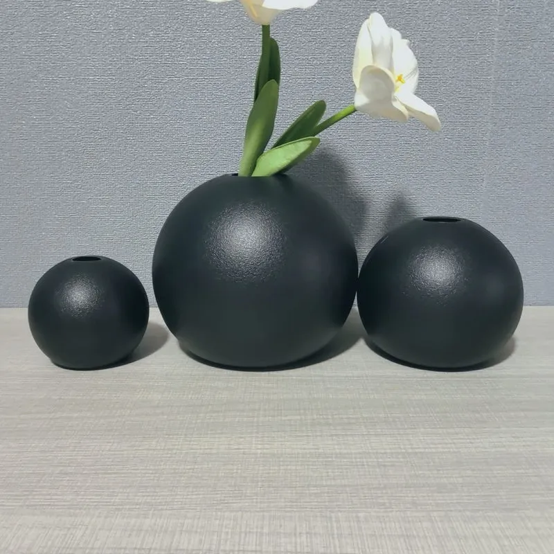 Minimalistische Keramiksphärenpflanzer Brehn