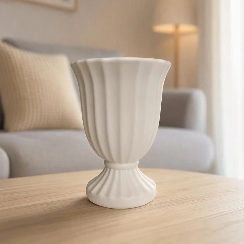Majestätische gerippte dekorative Vase Brehn