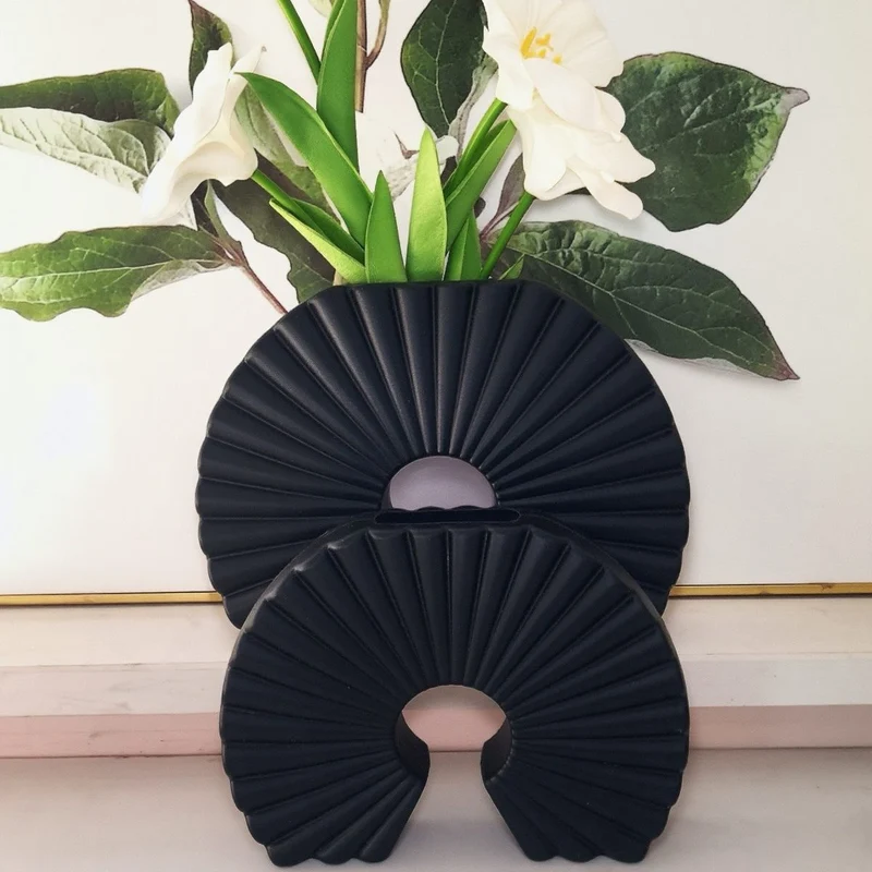 Dekorative fächerförmige Skulptur Brehn
