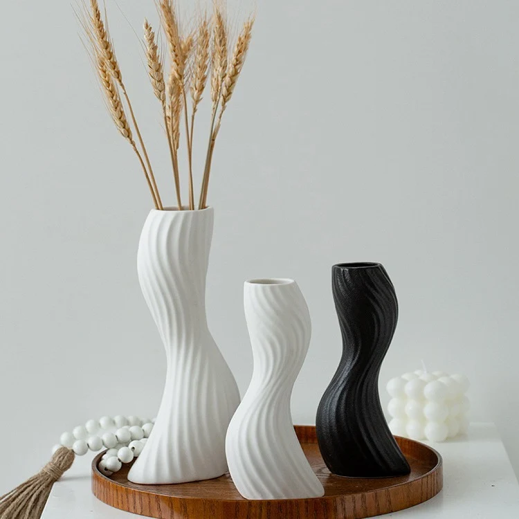 Skulpturale Dekorative Vase Brehn