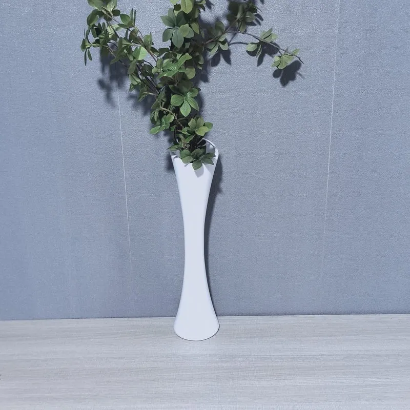 Elegante skulpturale Bodenvase Brehn