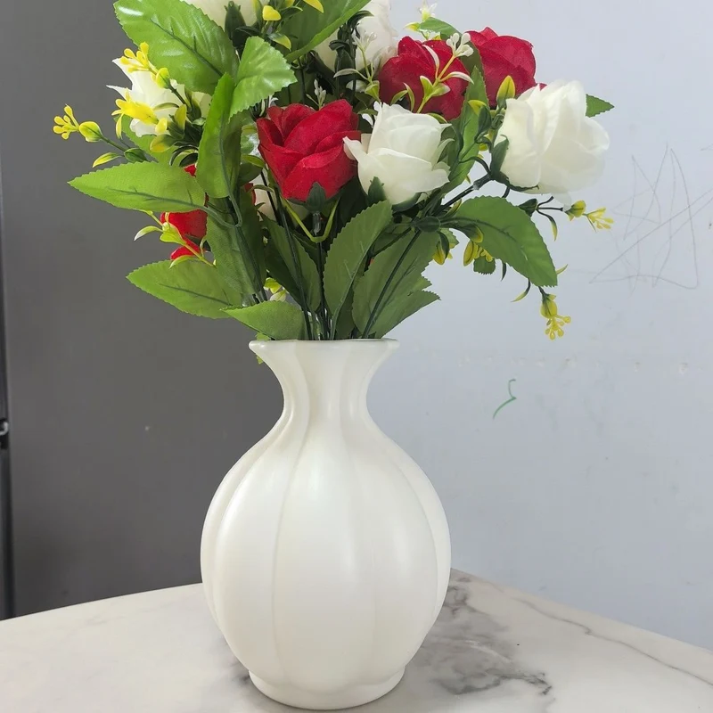 Elegante Skulpturierte Dekorative Vase Brehn