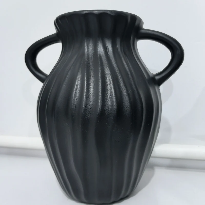 Elegante gerippte Dekovase Brehn