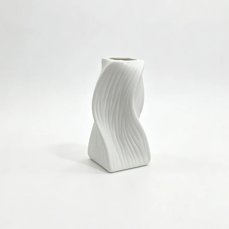 Moderne Skulpturale Dekorative Vase Brehn