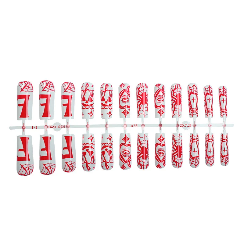Halloween-Themen Press-On Nageldesign Set mit gothischem Spinnendesign