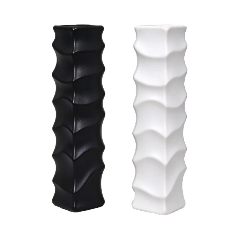 Dekorative Slim Wave Vase Brehn