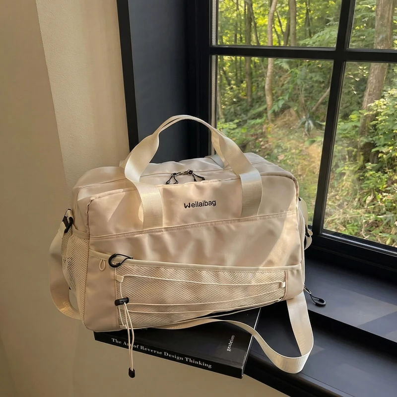 Vielseitige Reisetasche mit mehreren Fächern Brehn