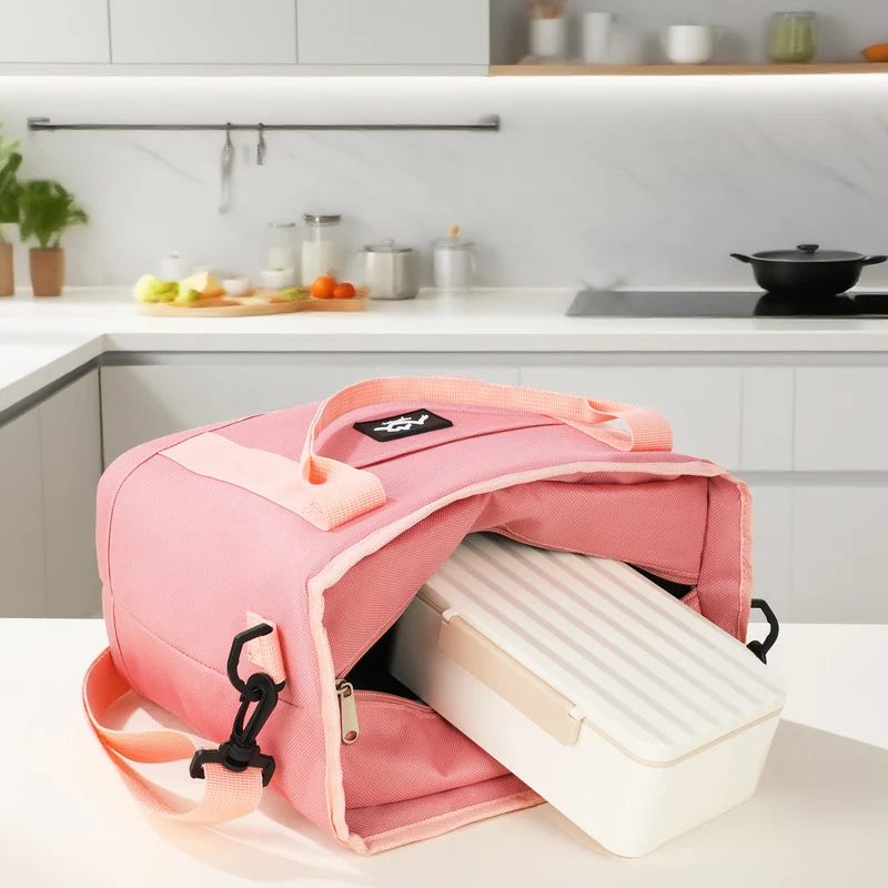 Isolierter stylischer Lunchkühler Brehn