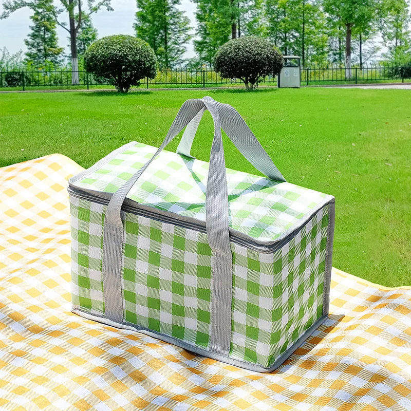 Isolierte Picknick-Kühltasche Brehn