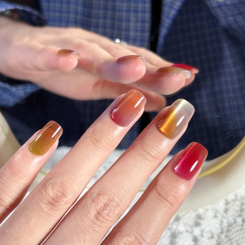 Künstlerische Nagelzubehör