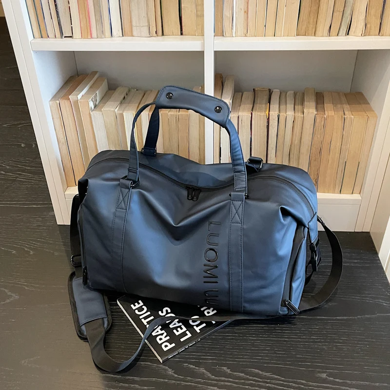 Stylische und Robuste Sport-Reisetasche Skanto für Damen