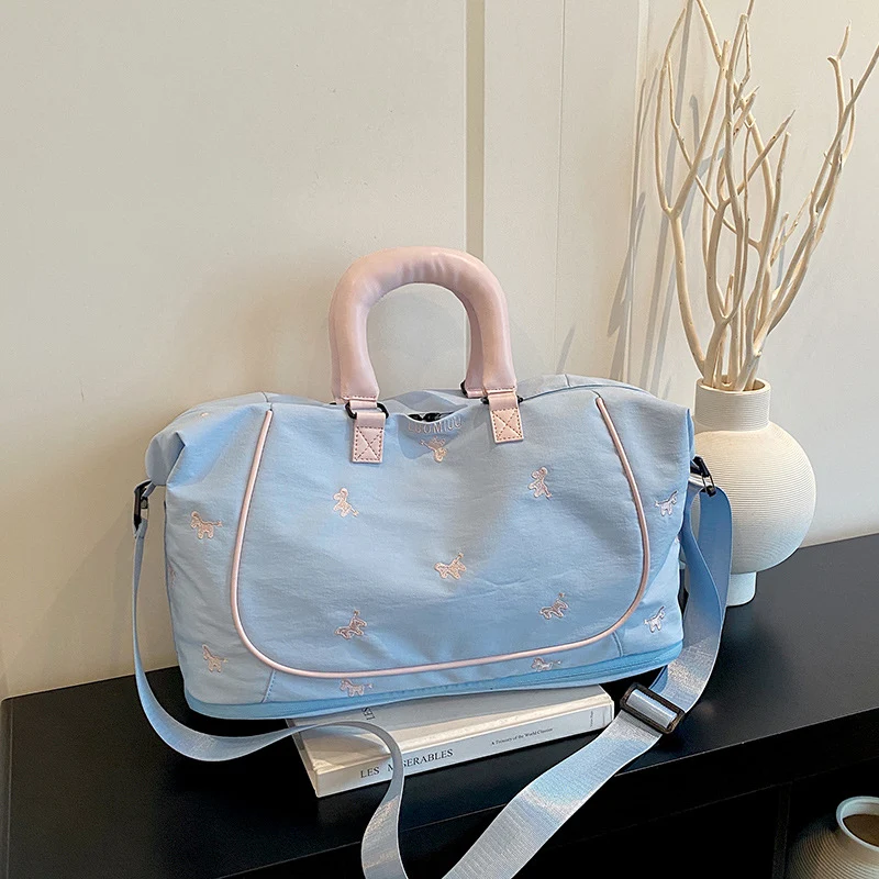 Stylische Reisetasche Skanto für Damen