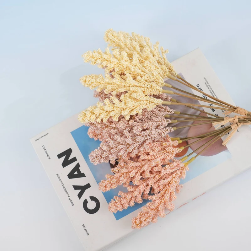 Faux Blumenarrangement
