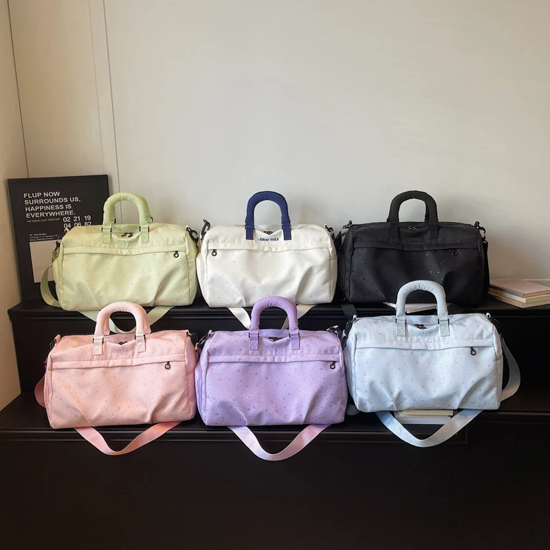 Sportliche und stilvolle Damen-Reisetasche Skanto