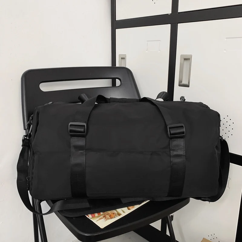 Robuste und elegante Damen Reisetasche Skanto