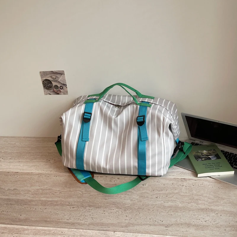 Sportliche Damen-Reisetasche Skanto