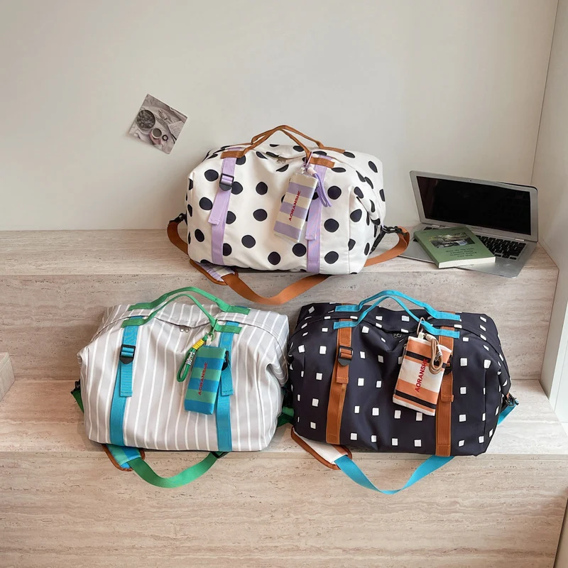 Sportliche Damen-Reisetasche Skanto