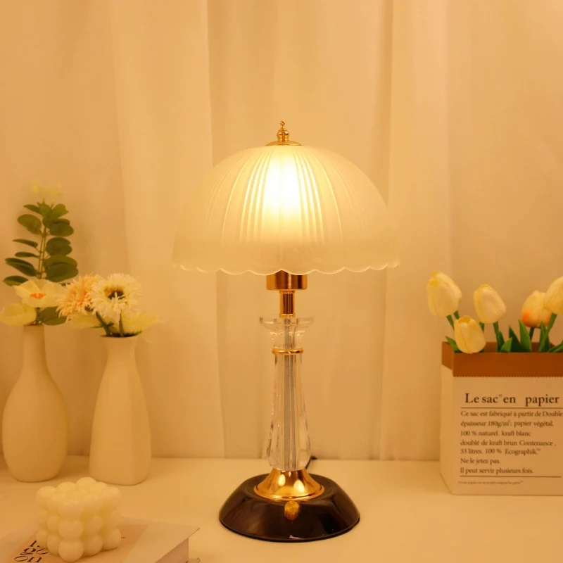 Vintage-inspiriertes Glas Tischlampe