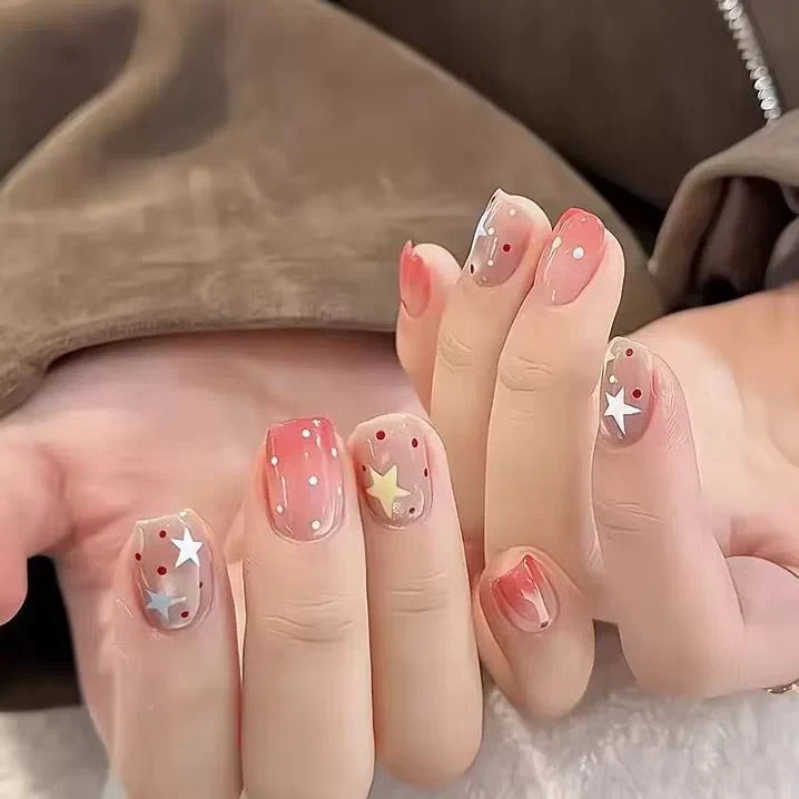 Künstlerisch inspiriertes, thematisches Press-On-Nägel