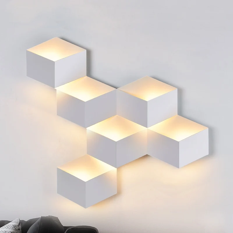 Geometrische Wandleuchte