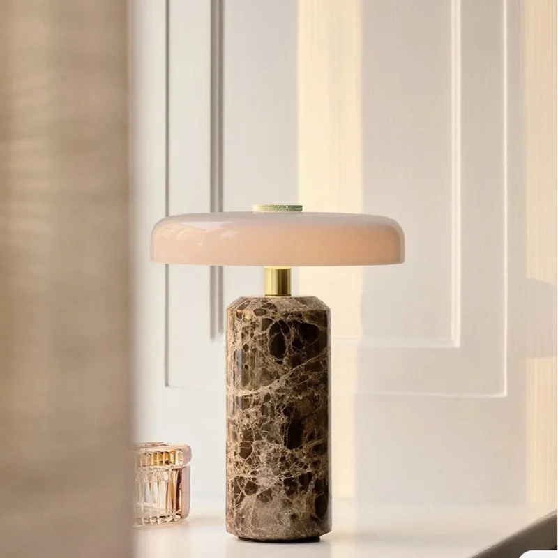 Moderne Marmorbasis Tischlampe