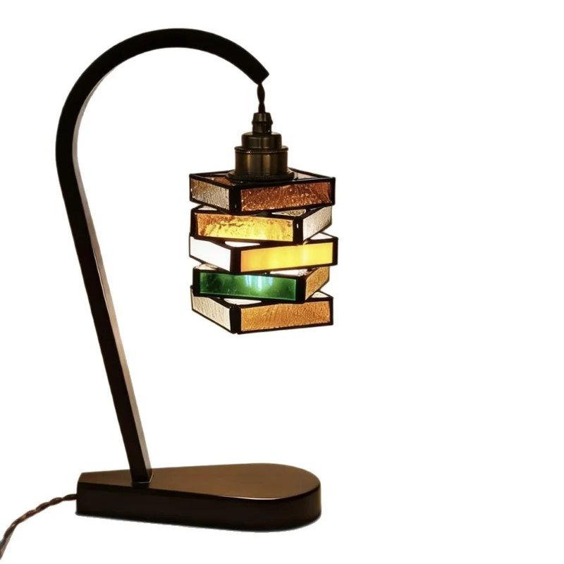 Vintage Inspiriertes Buntglas Tischlampe