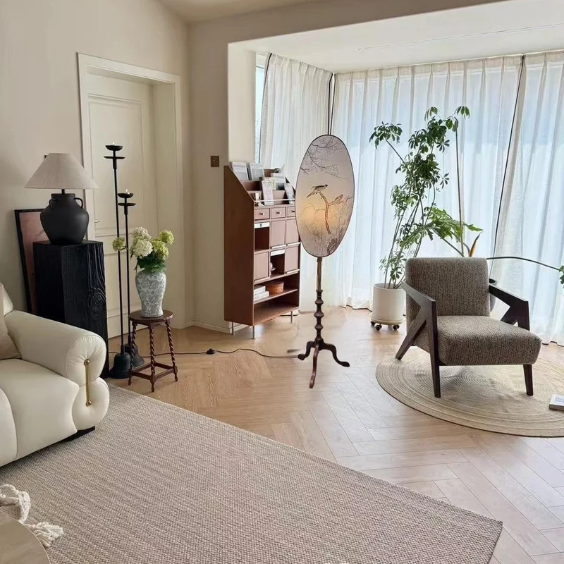 Elegante Künstlerische Stehlampe