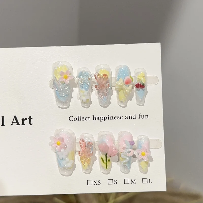 Thematische Floral Press-On Nagelkunst Kollektion