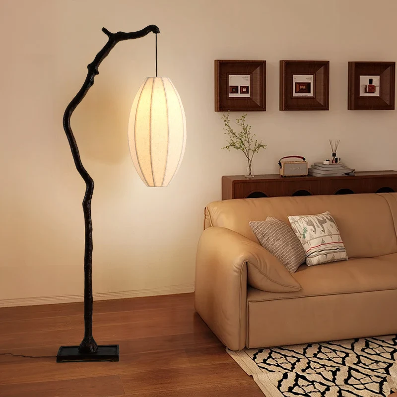Künstlerische Zweig Stehlampe