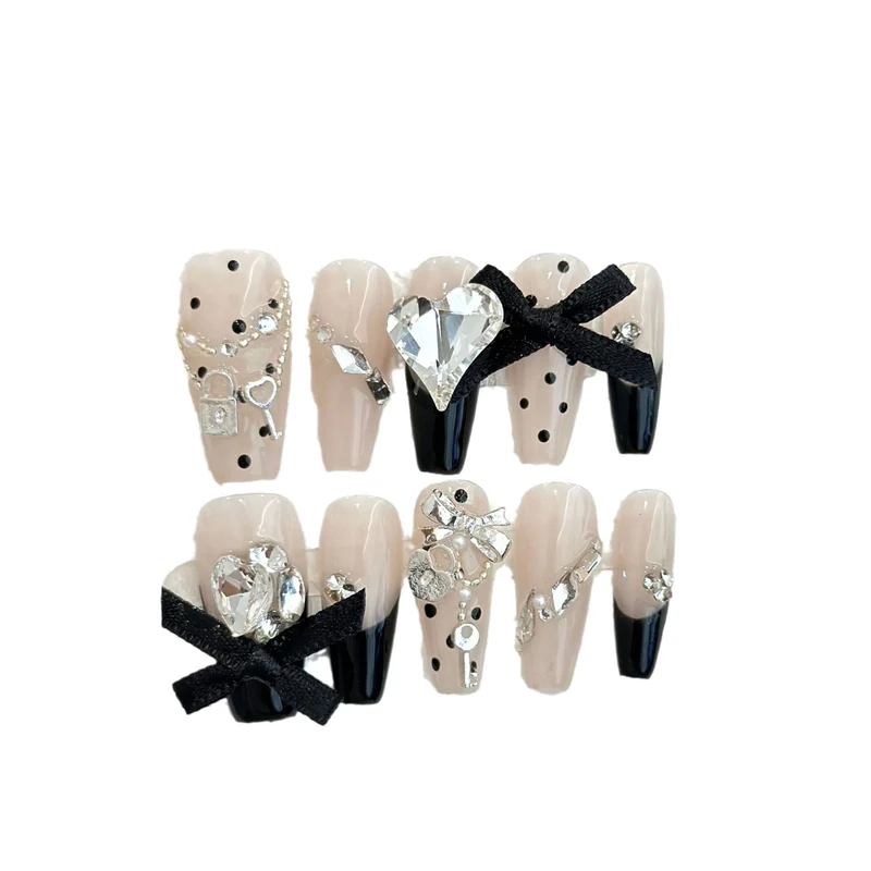 Statement Dekorative Druck-Nagelkunst