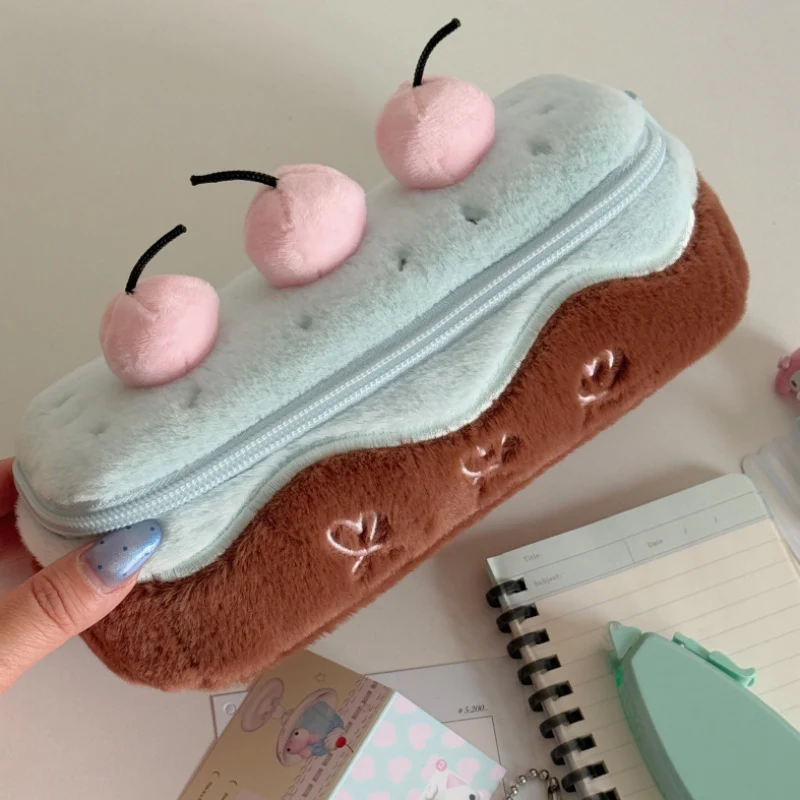 Wunderschöner Plüsch Kuchen-förmiger Stiftetui