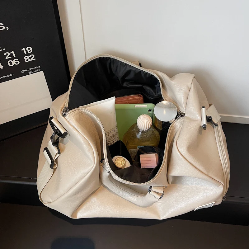 Elegante und geräumige Handtasche für Herren Skanto