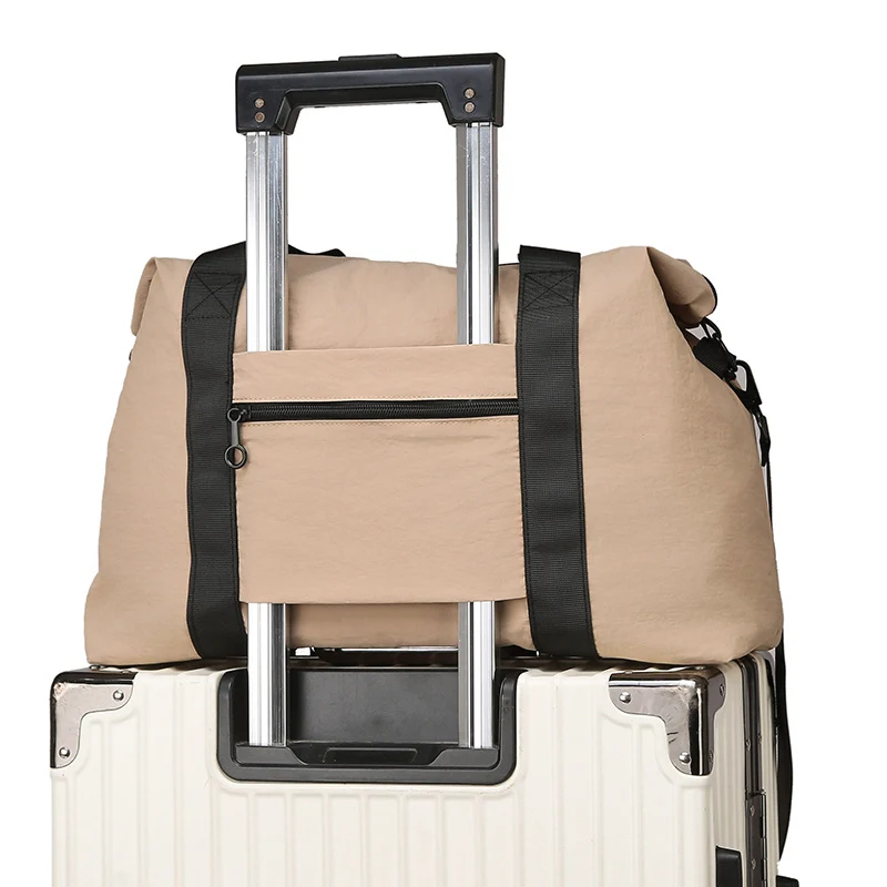 Praktische und stilvolle Damen Reisetasche Skanto