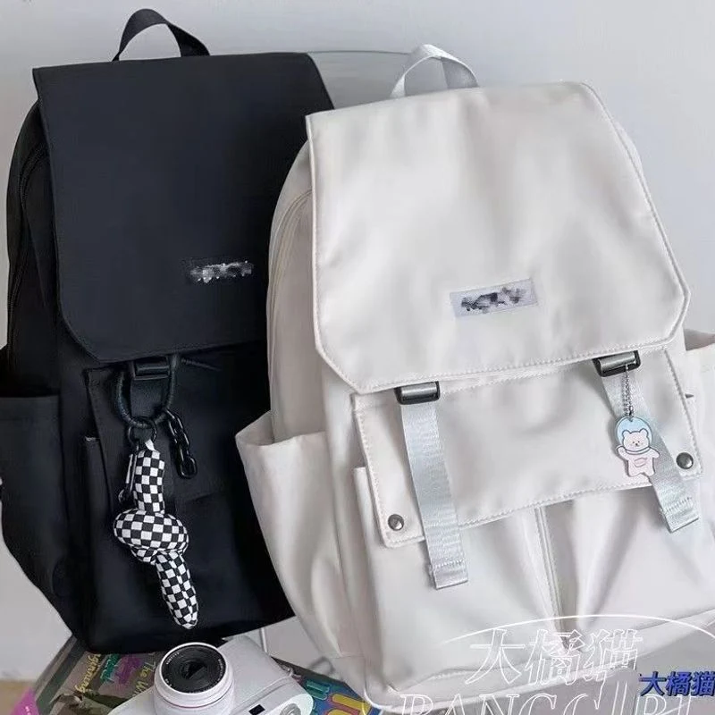 Stilvoller Mehrfach-Fächer-Rucksack Karnz