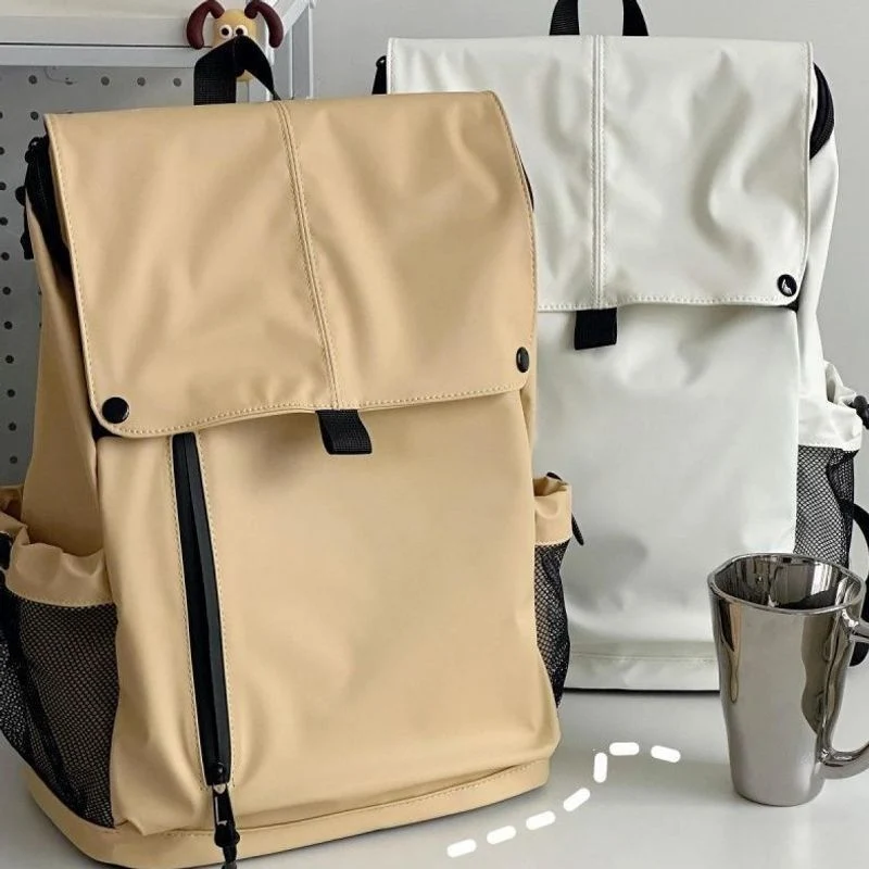 Vielseitiger wasserdichter Rucksack für den Außenbereich Karnz