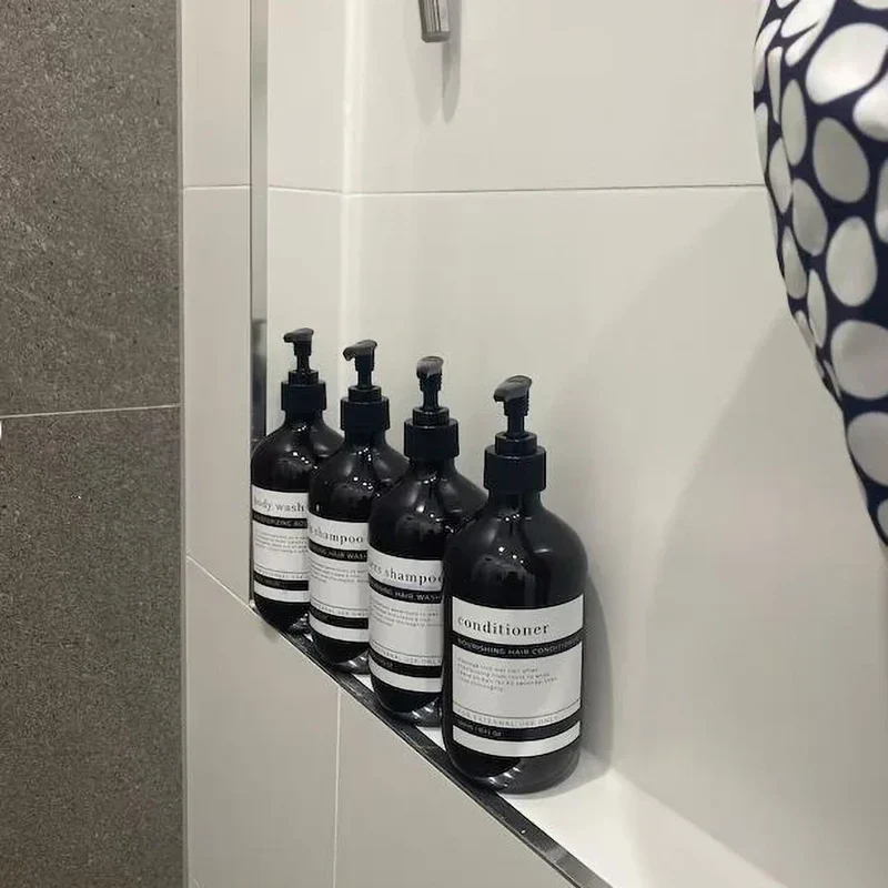 AmberLux 3-teiliges nachfüllbares Spender-Set Skanto
