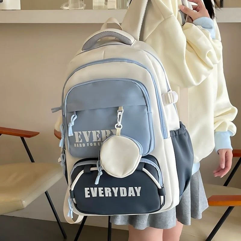 Multifunktionaler Alltagsrucksack Karnz