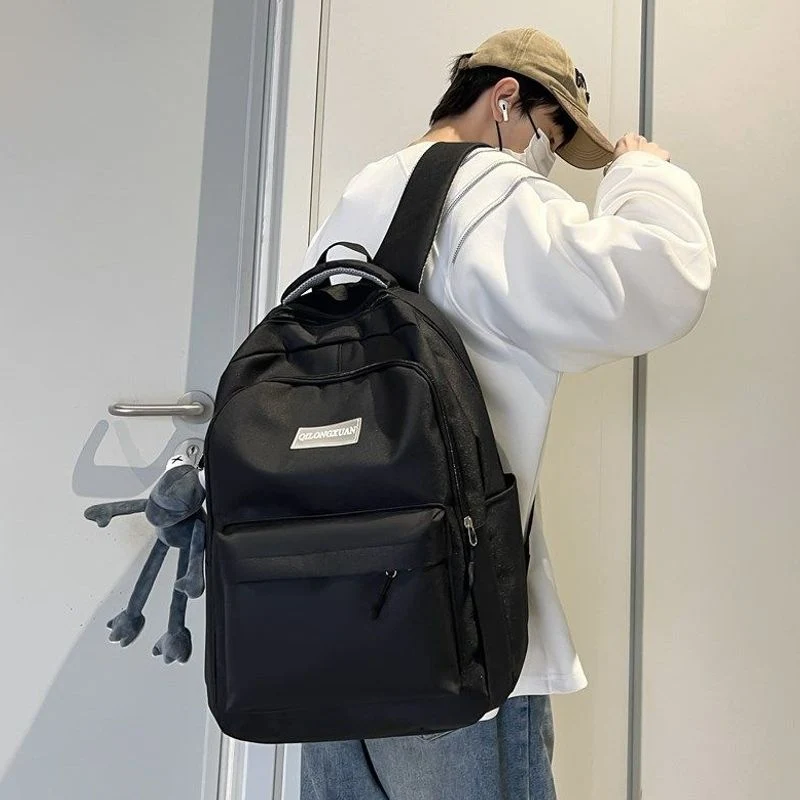 Vielseitiger Studentenrucksack Karnz