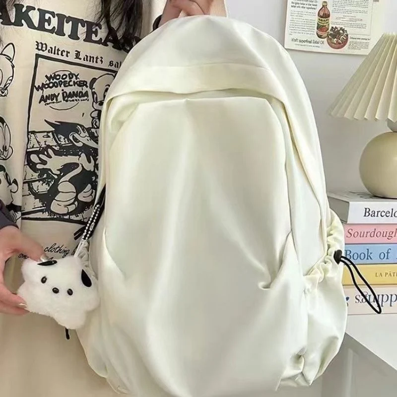 Vielseitiger leichter Alltagsrucksack Karnz
