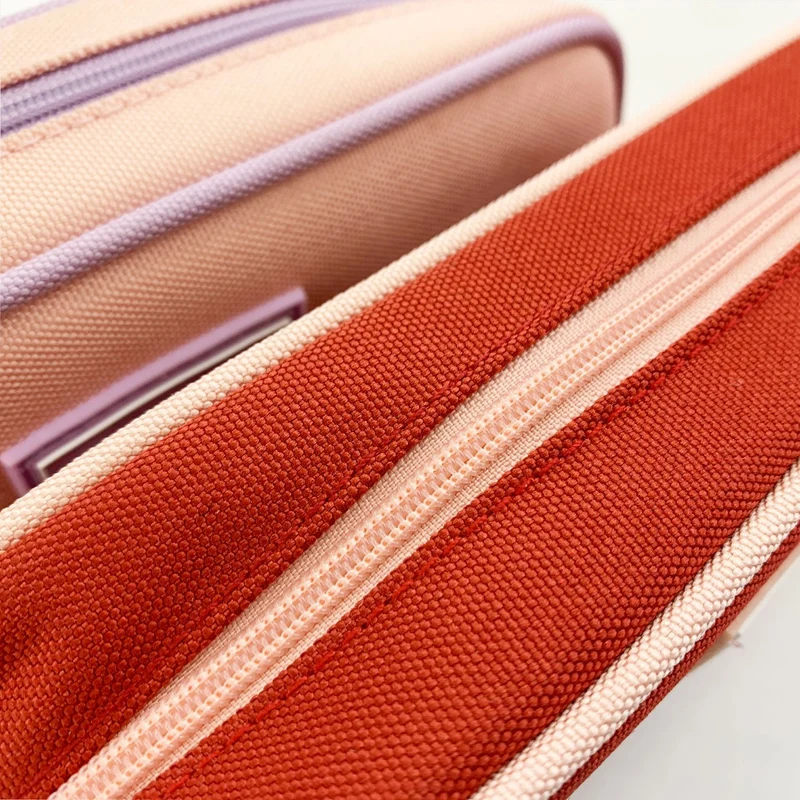 Stylischer Canvas-Bleistifthalteer