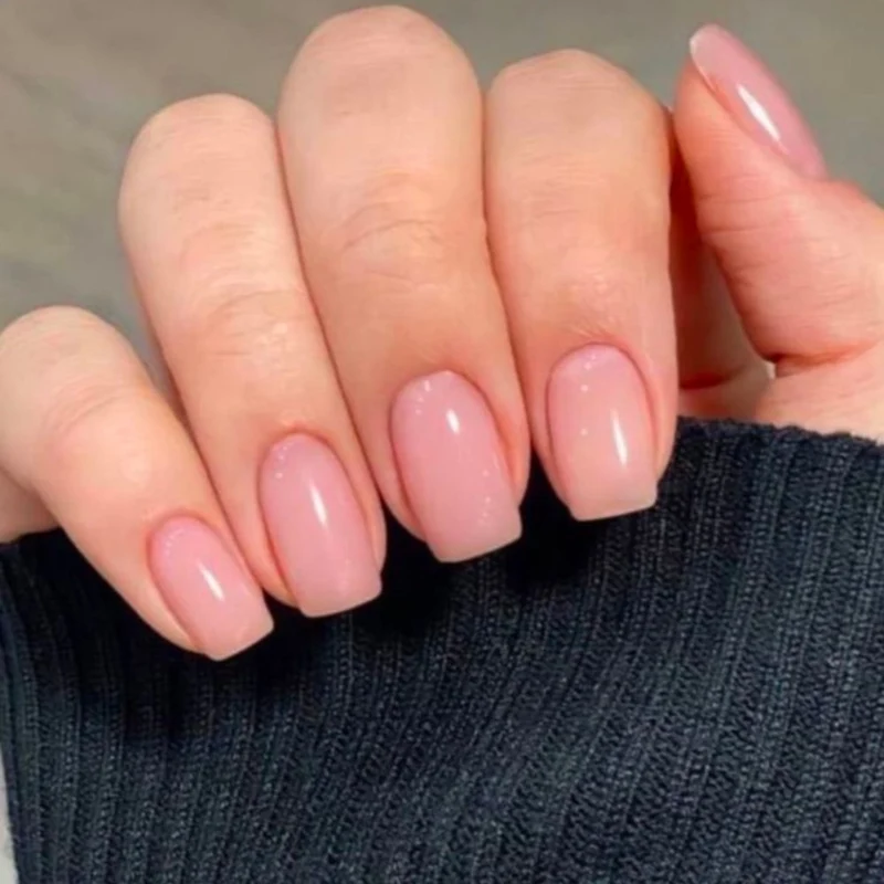 Glänzende Nagelverbesserungen