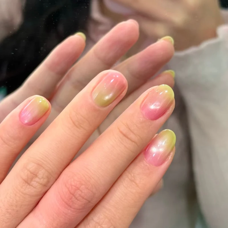Gradient-Nagelkunst-Verstärkungen
