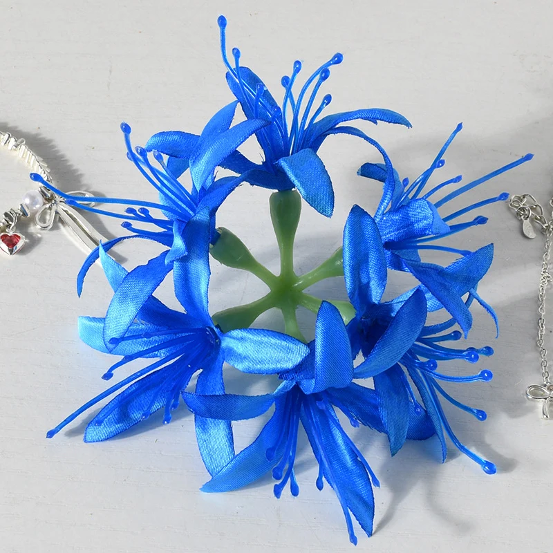 Florale Haarschmuck