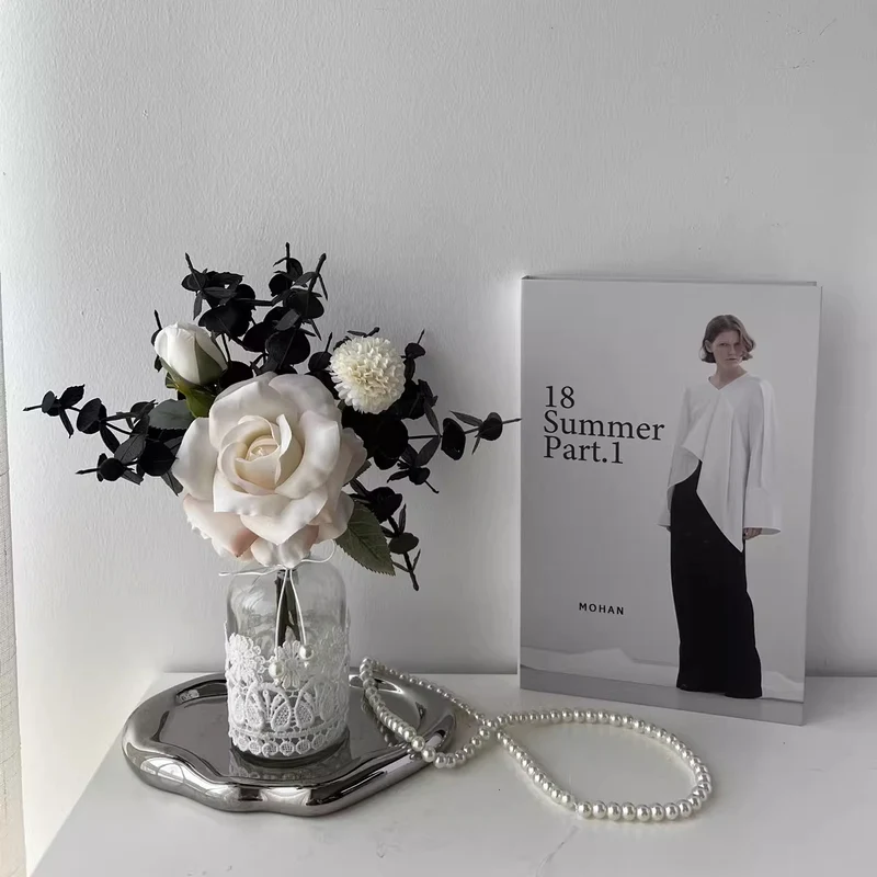 Elegante florale Mittelstück 1790318232