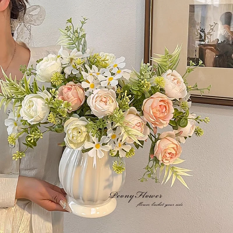 Elegante Blumenmittelstück Arrangements