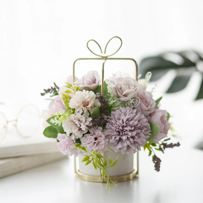 Elegante florale Tischarrangement 1790318257