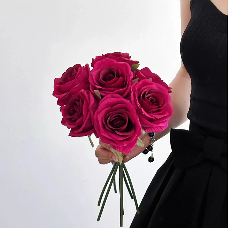 Elegante Kunst-Rosenblumen Arrangement